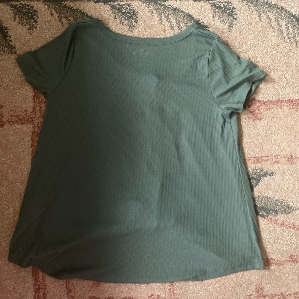 hollister easy t-shirt tie up - Picture 3 of 3